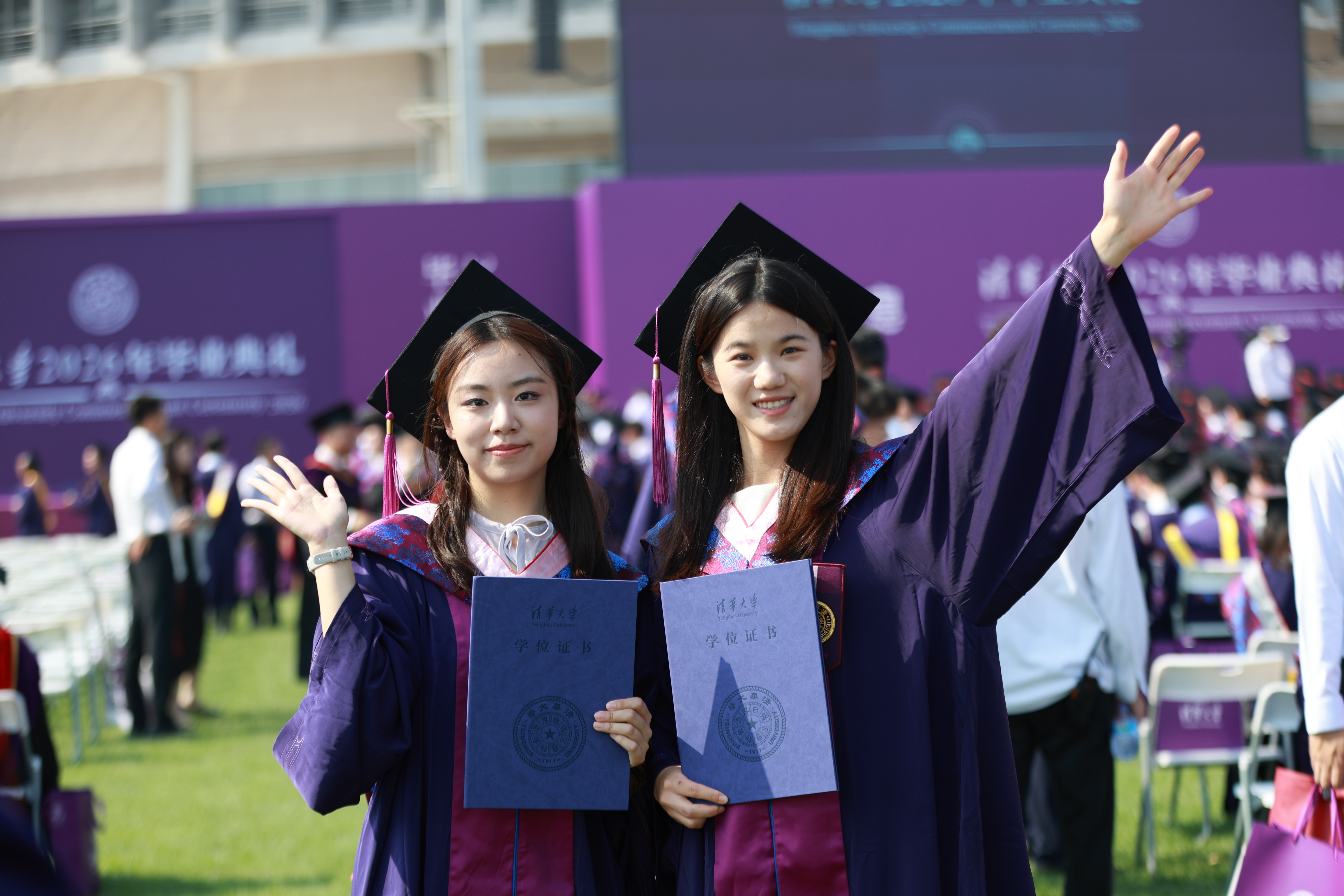 20260627-本科生毕业典礼-刘童摄影-毕业组图.jpg